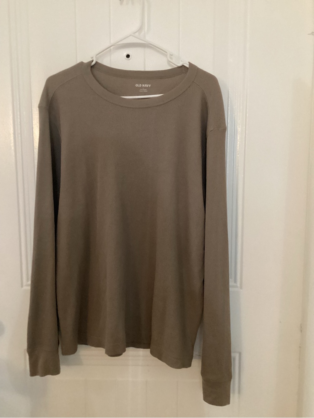 Brown Long Sleeve Light Weight Sweater LG. #sweater #longsleeve